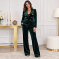 Traje con Chaqueta y Pantalón