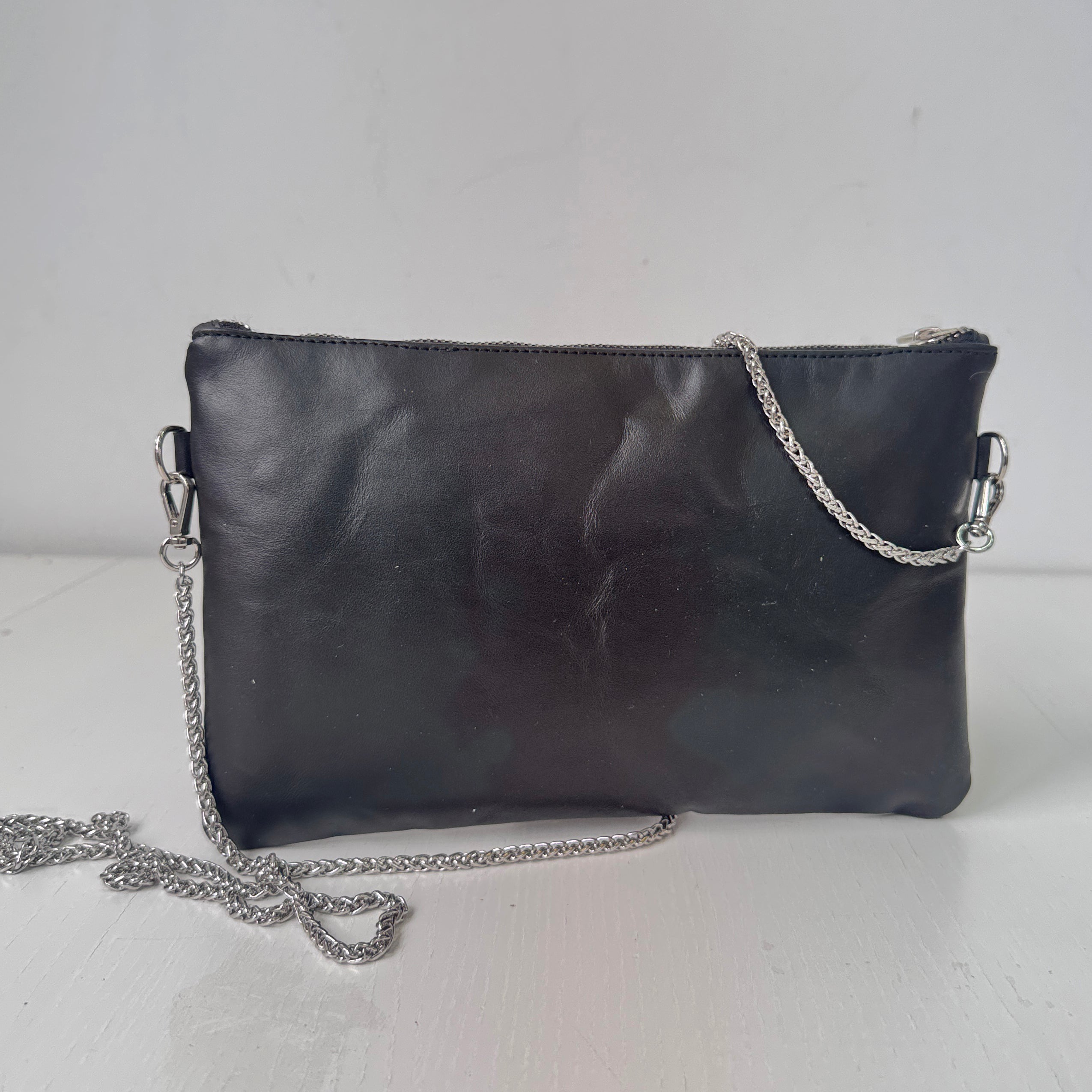 Bandolera tachas negro
