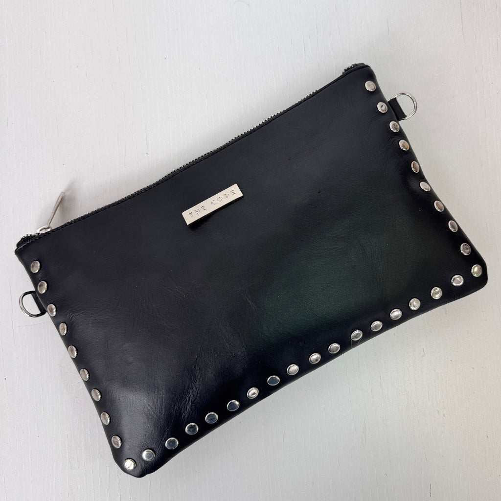 Bandolera tachas negro