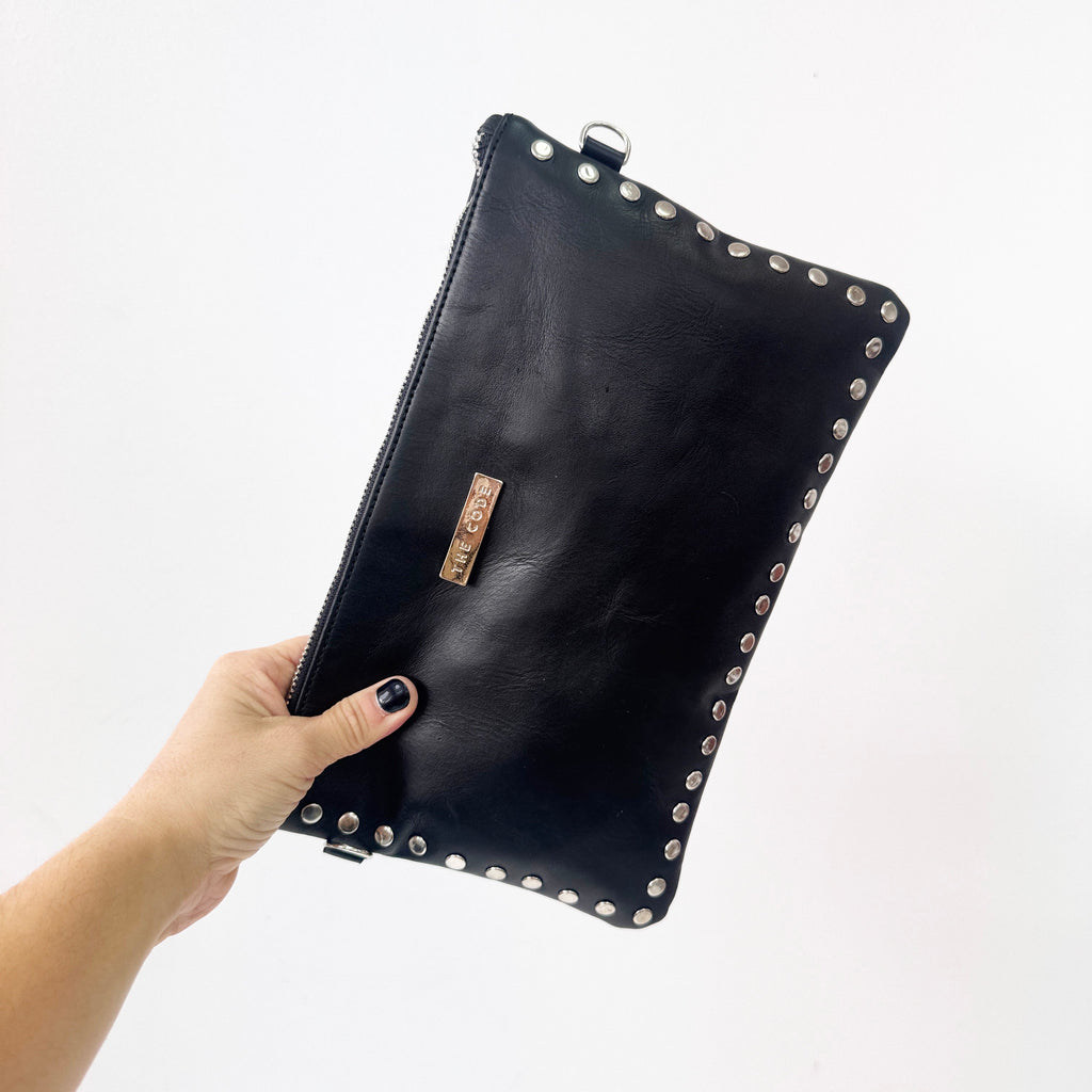 Bandolera tachas negro