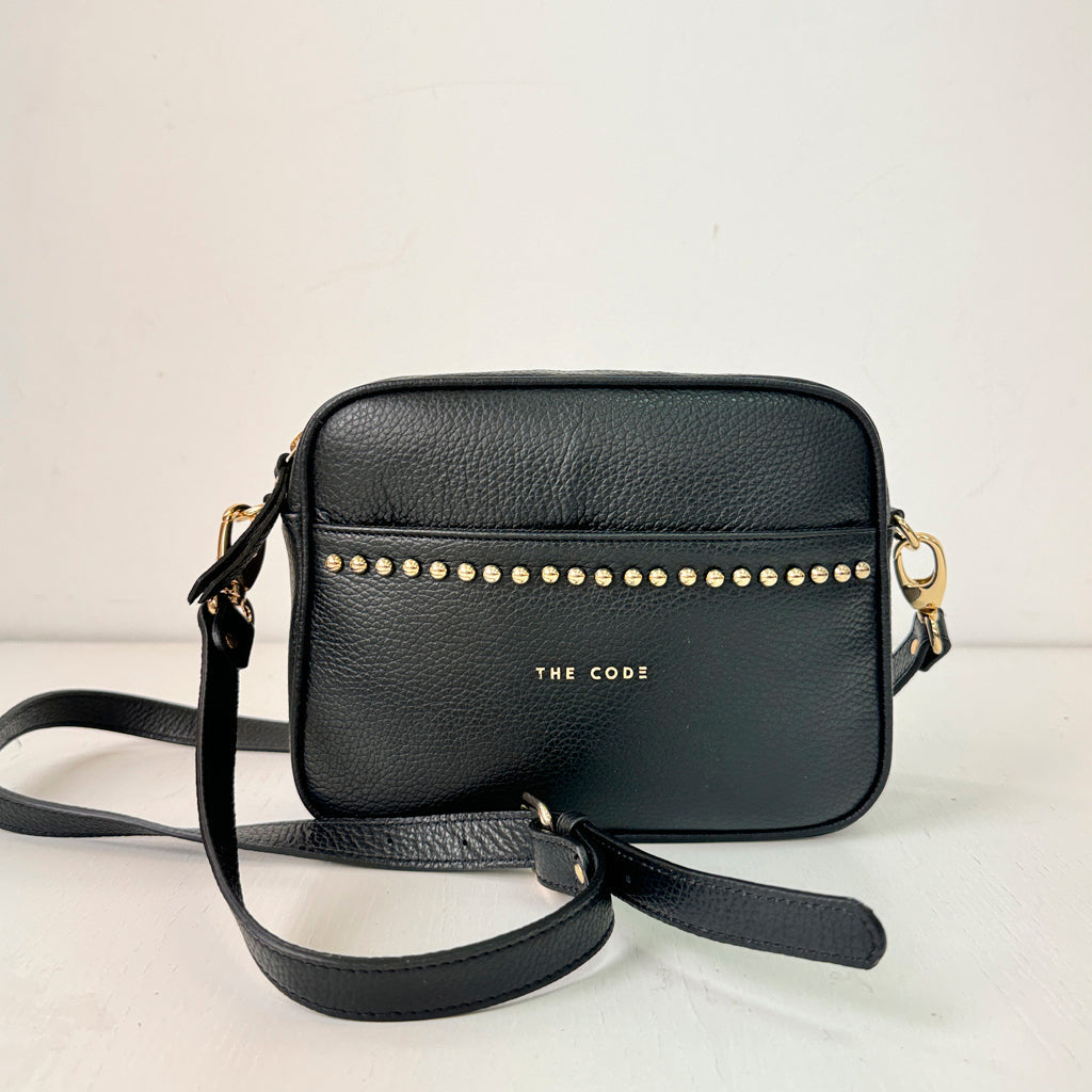 Bandolera tachas negra