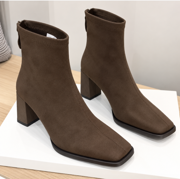 Madeleine - Botines Elegantes de Ante