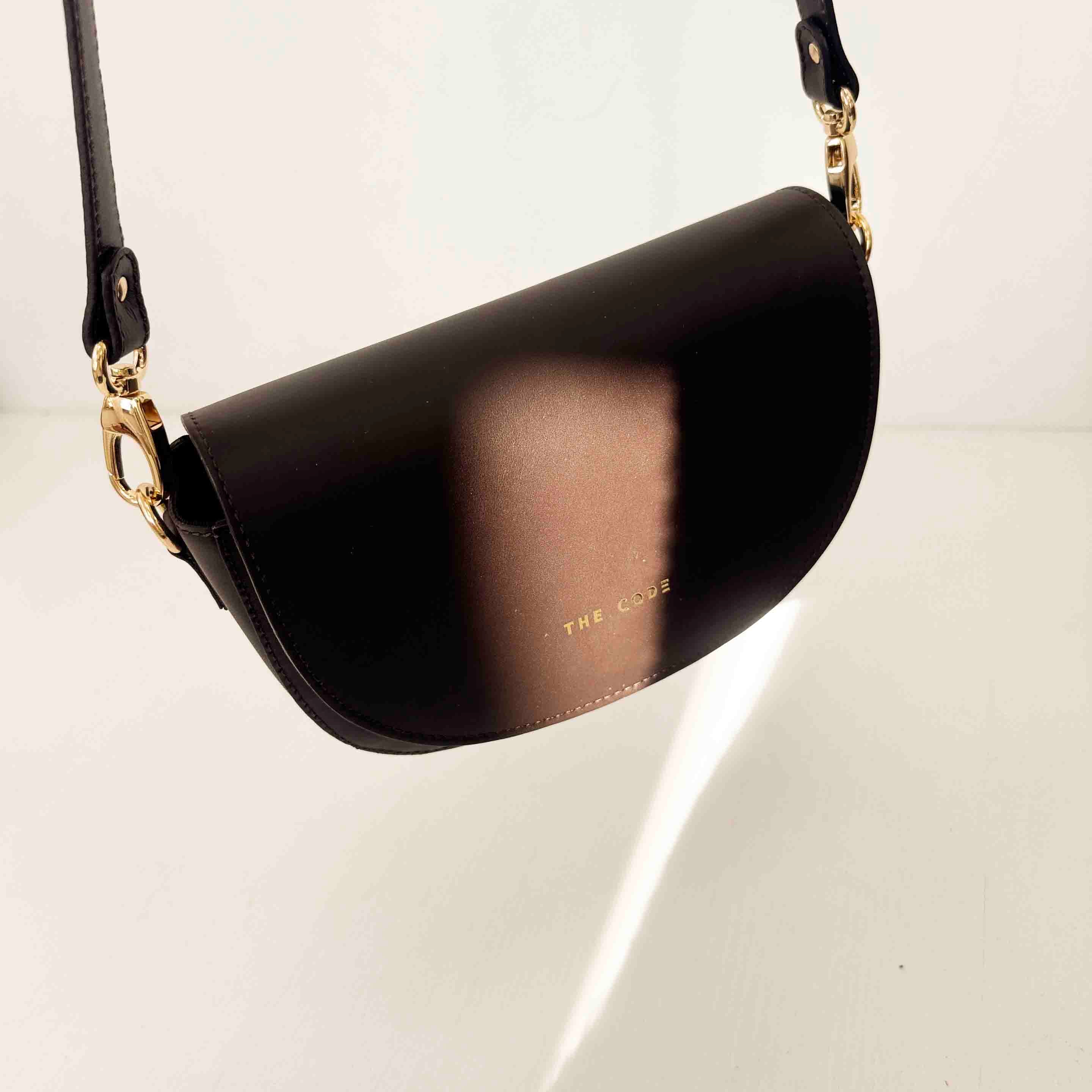 Bandolera marrón testa