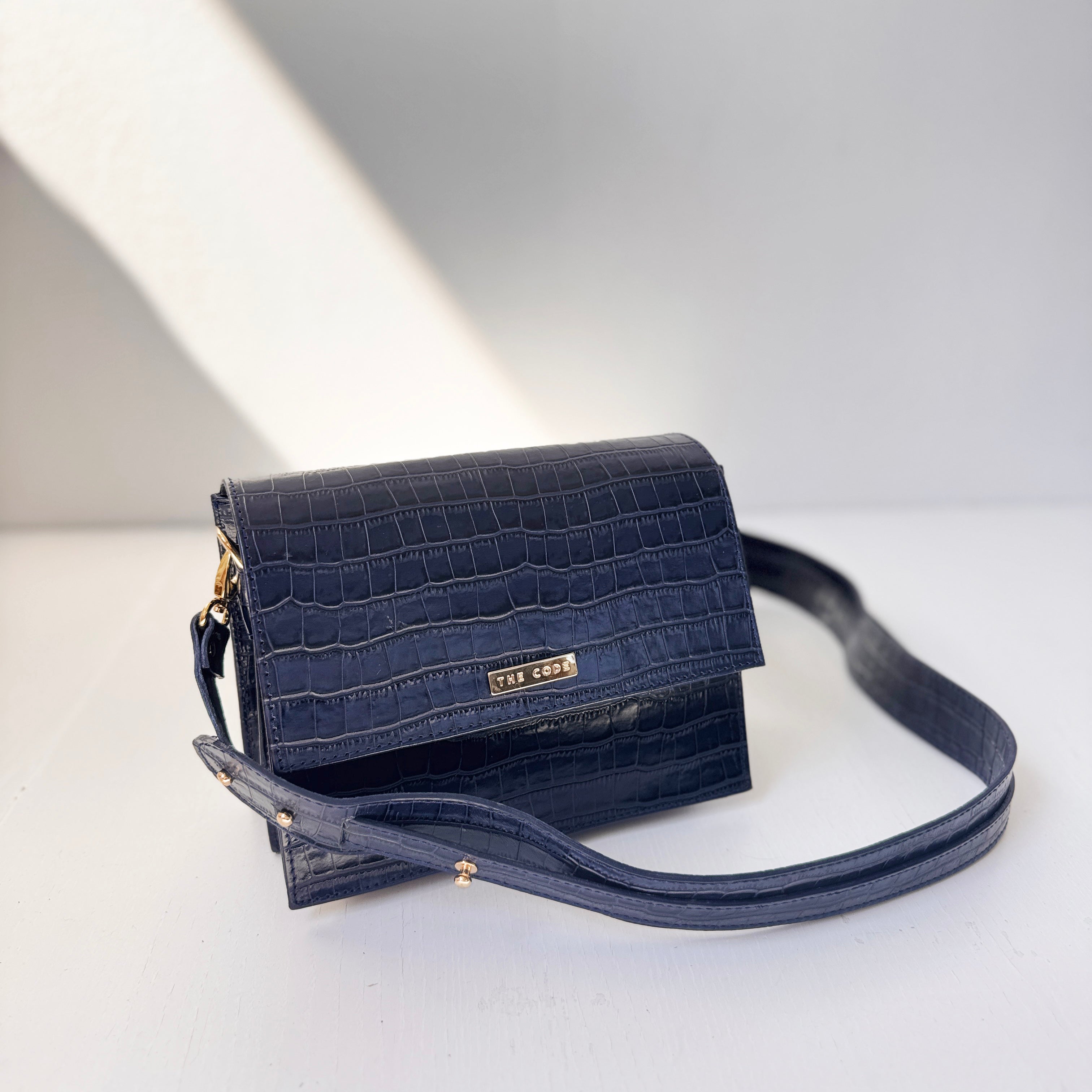 Bandolera azul