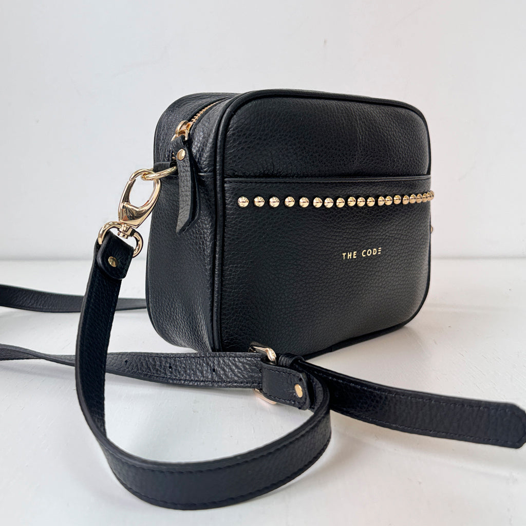 Bandolera tachas negra