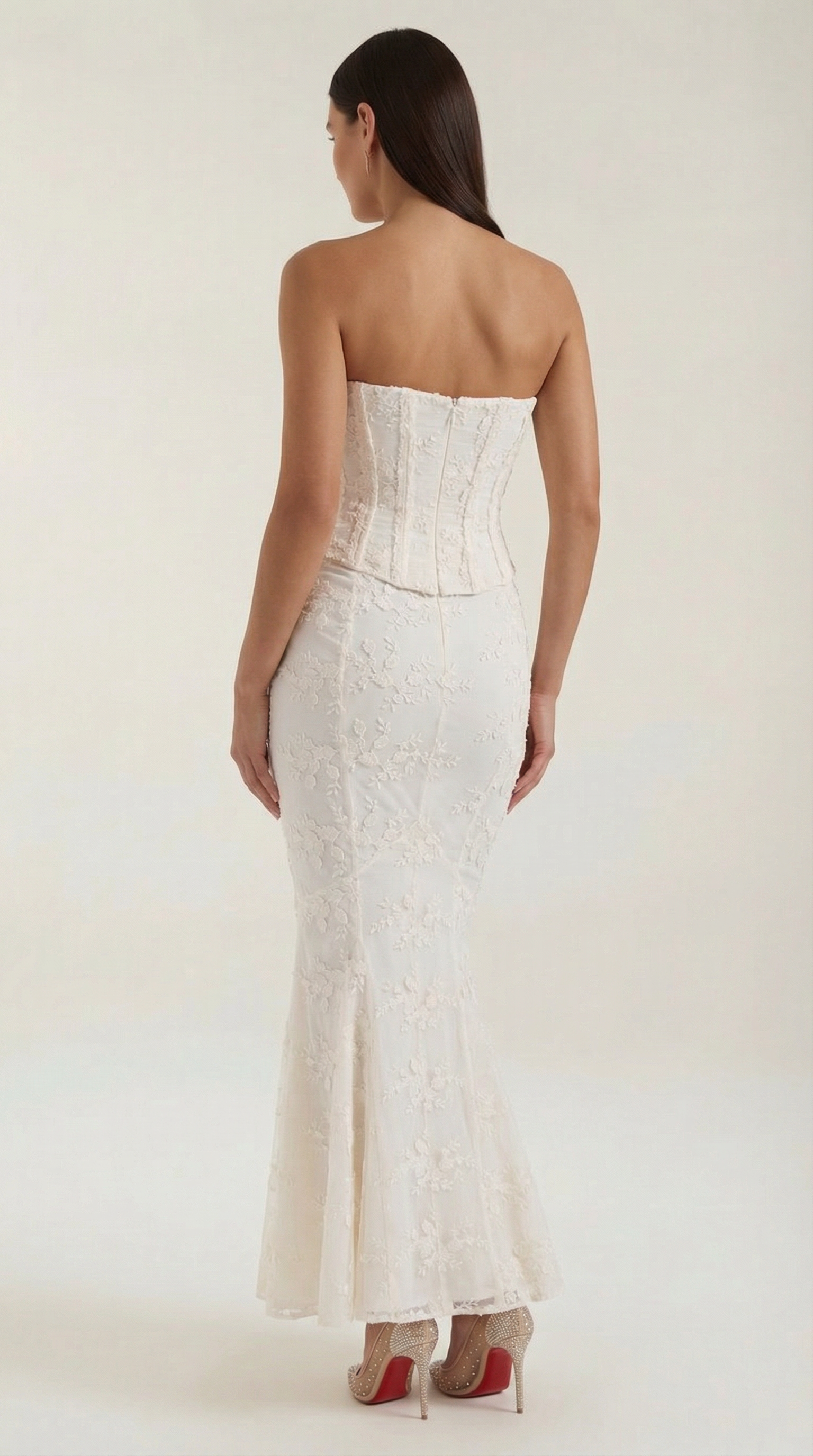 Largo Vestido de Encaje con Corsé Anastasia