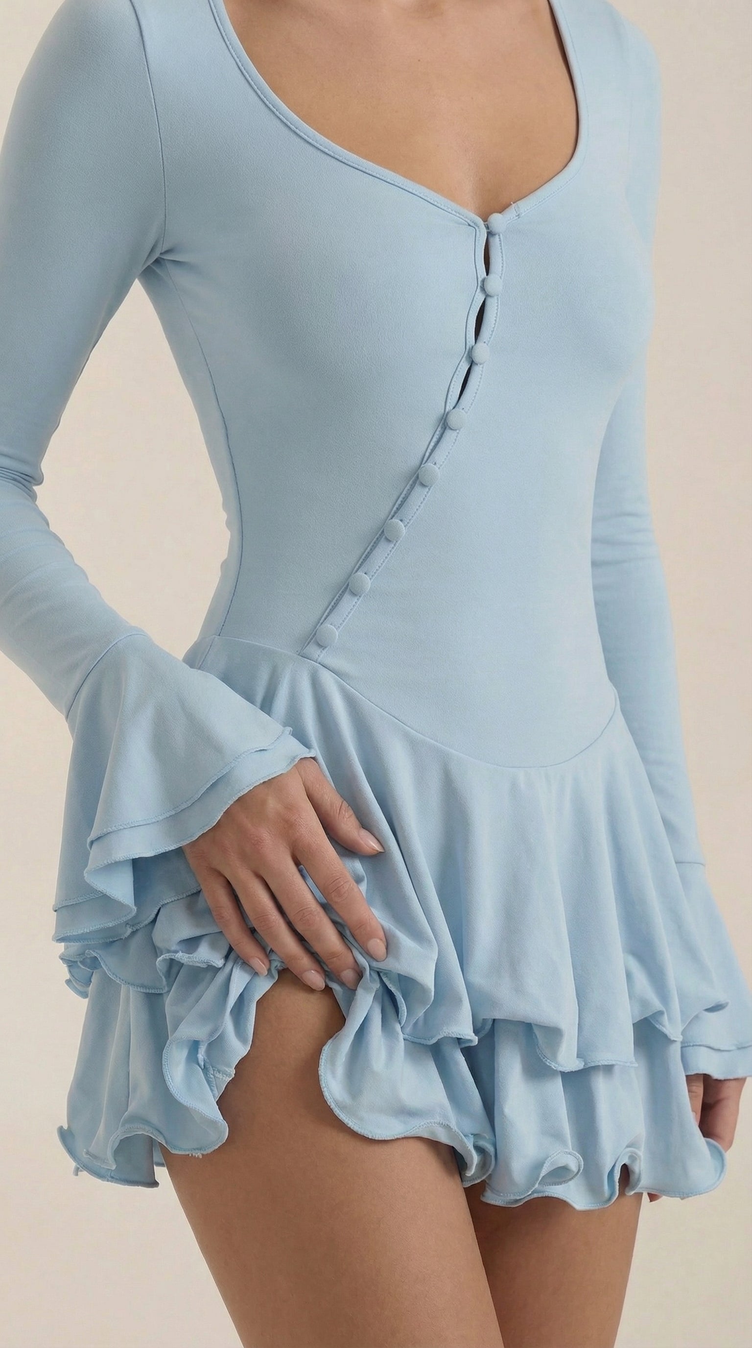 Vestido Corto Estelle con Volantes