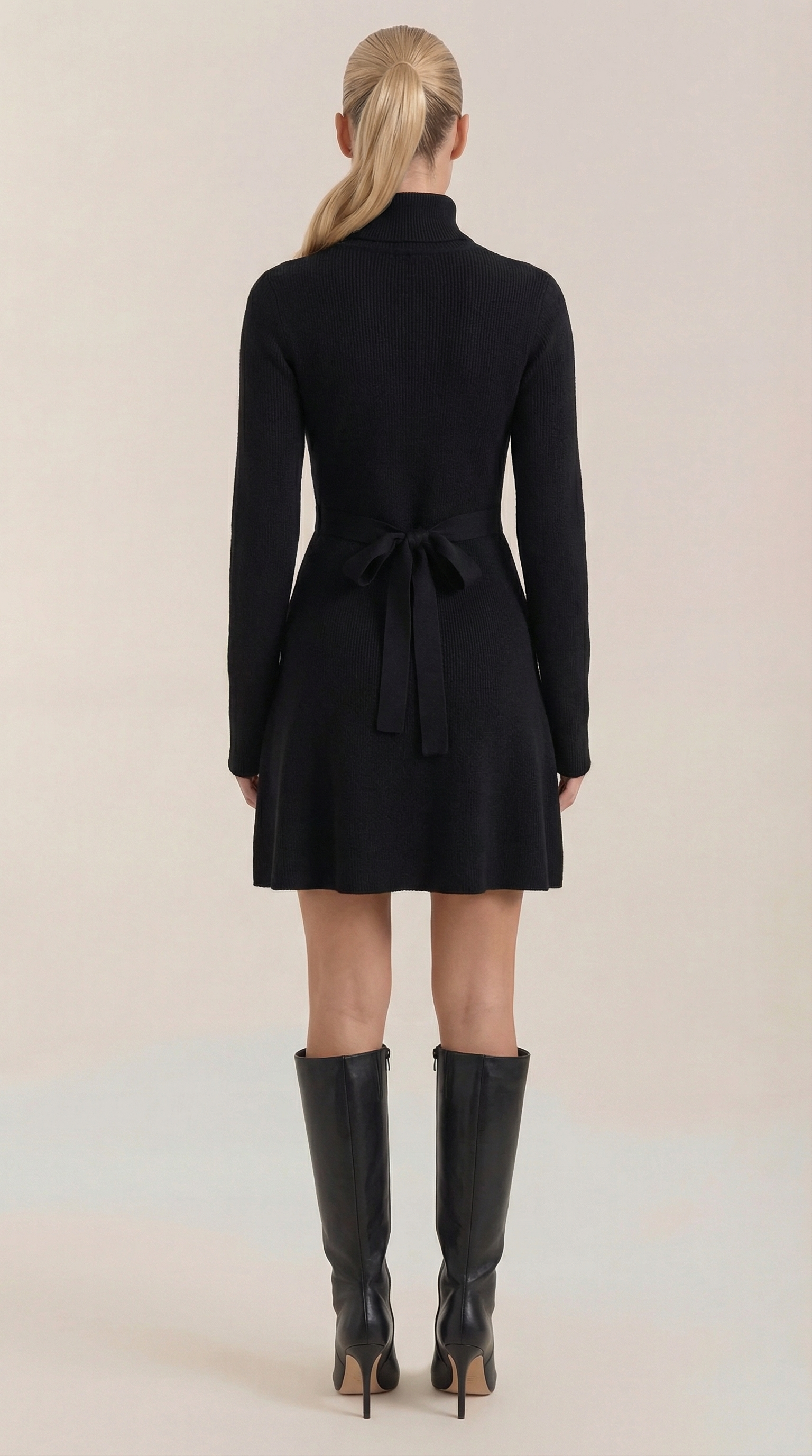 Mini Vestido de Punto con Cuello Alto Geneva