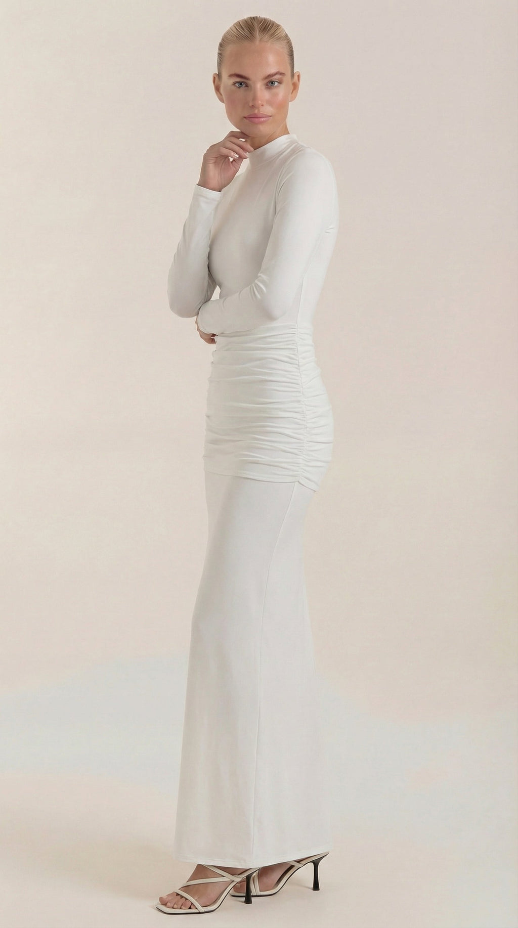 Maxi Vestido Krista de Cuello Alto