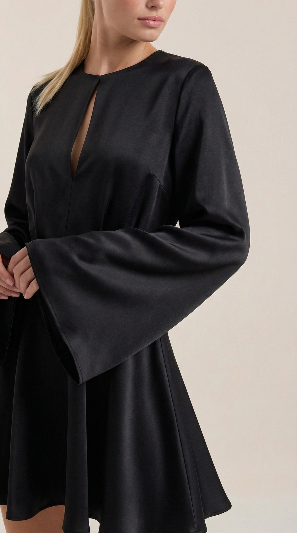 Vestido Corto Fluyente Serena