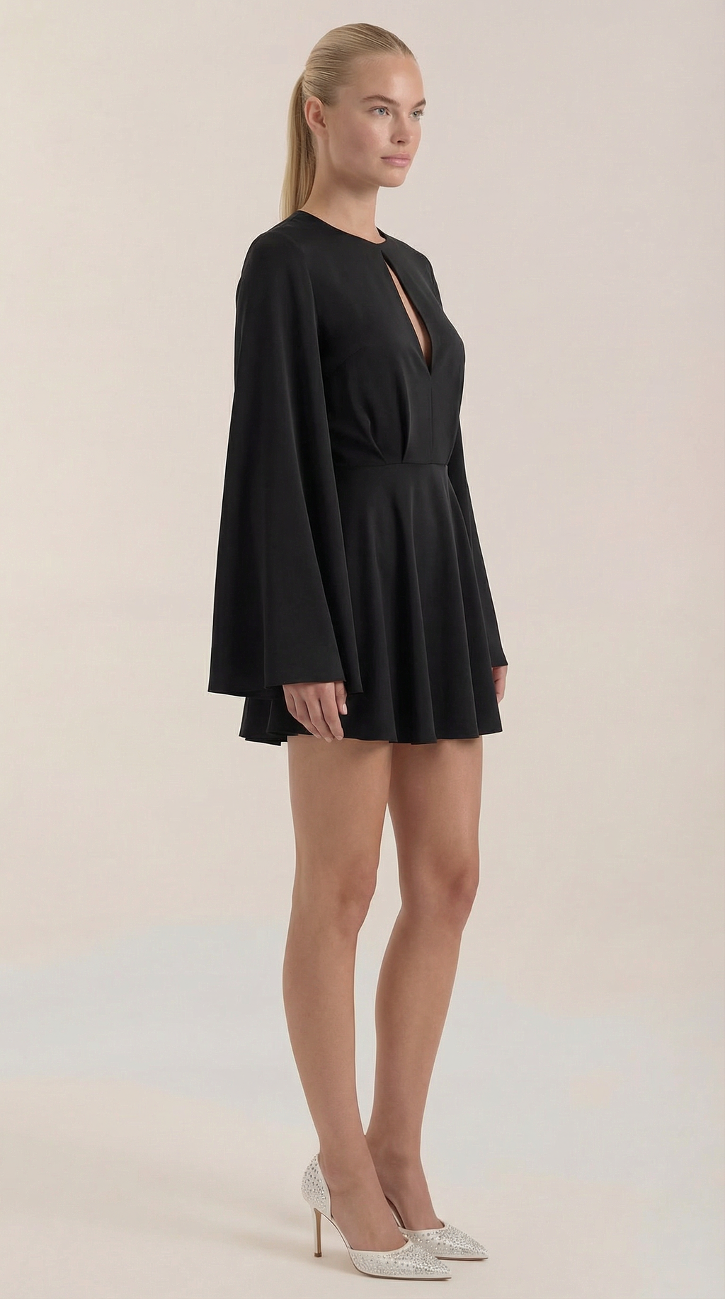 Vestido Corto Fluyente Serena