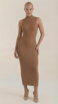 Vestido Sonia midi ajustado de cuello alto