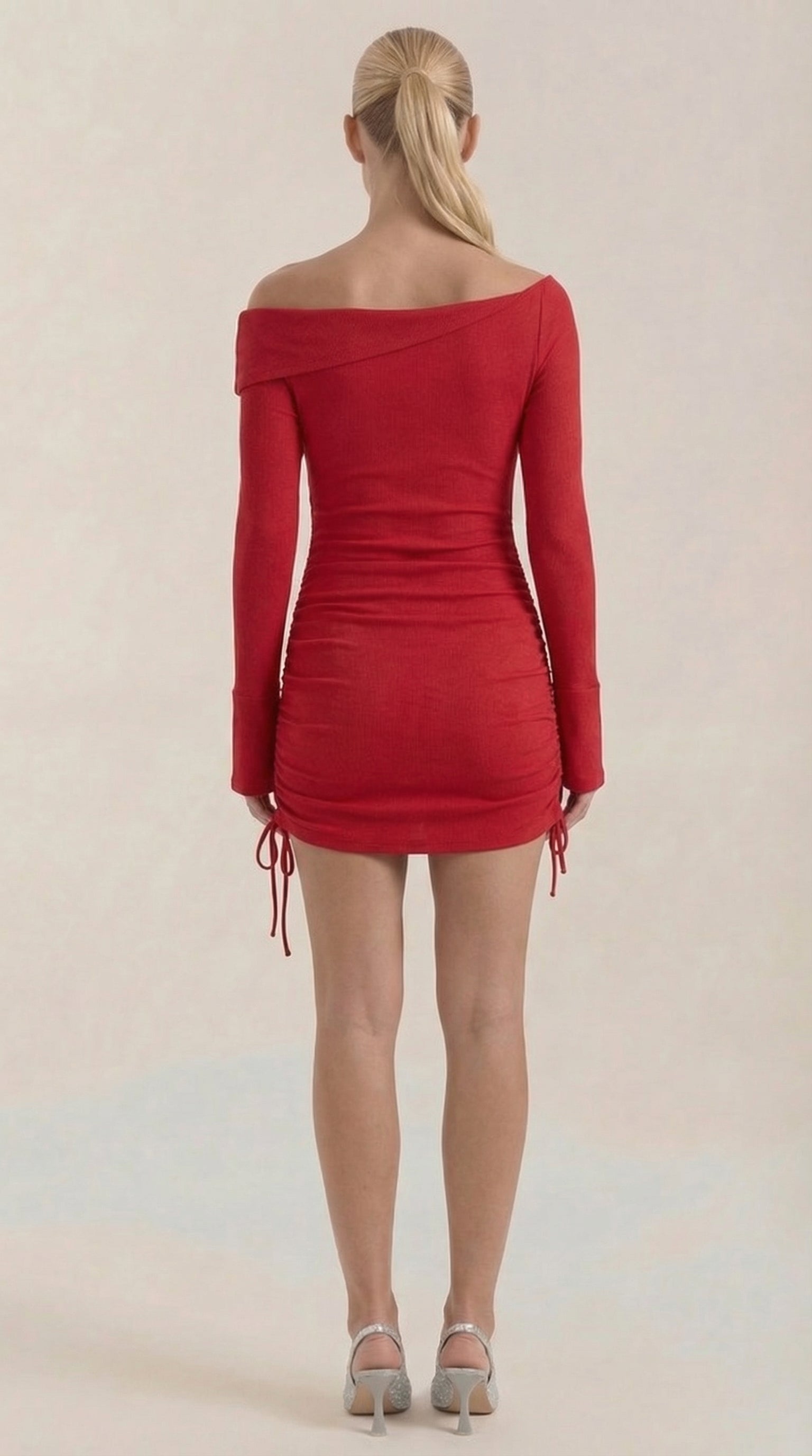 Vestido Mini Acampanado Sin Mangas de Elle