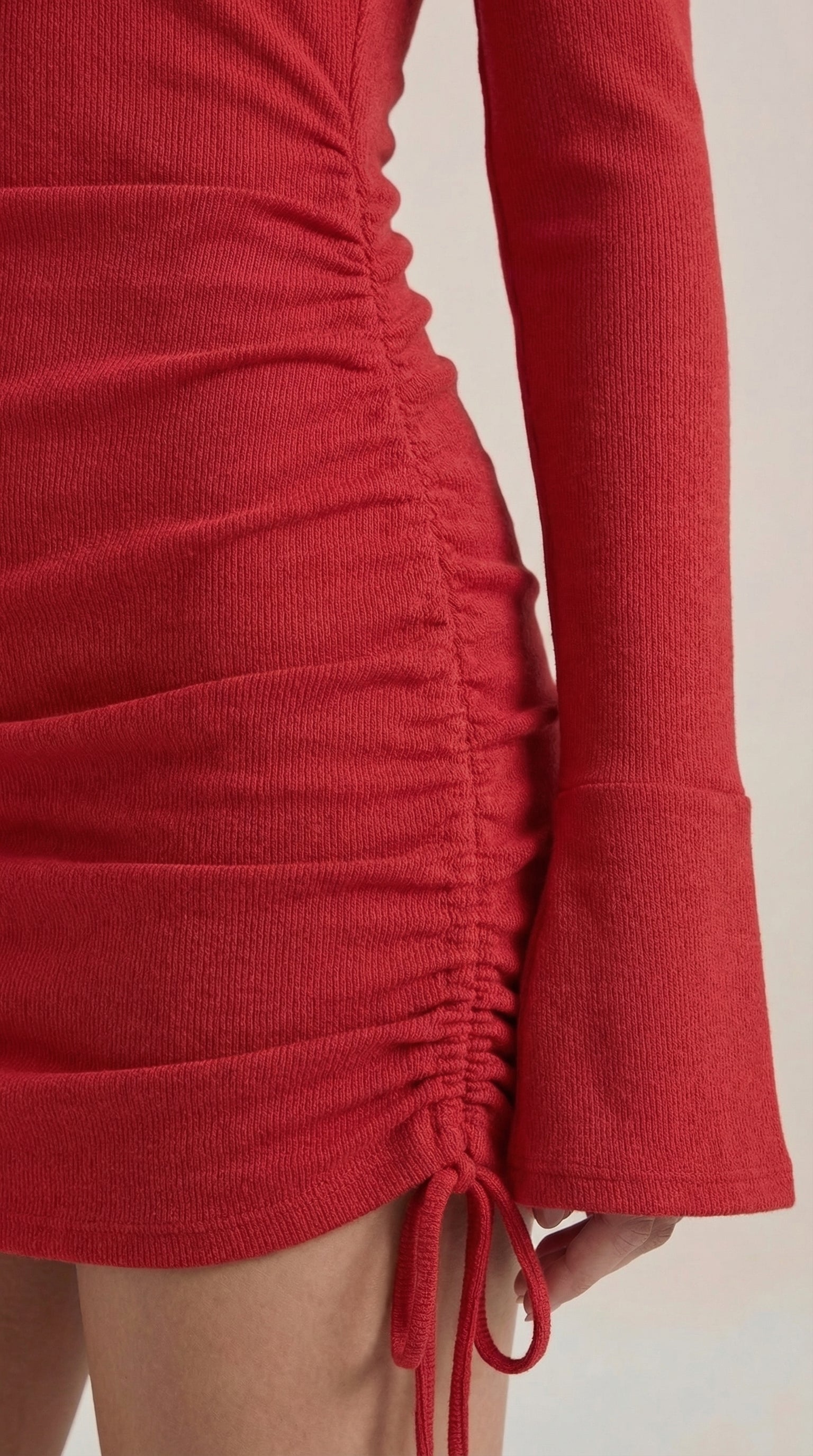 Vestido Mini Acampanado Sin Mangas de Elle
