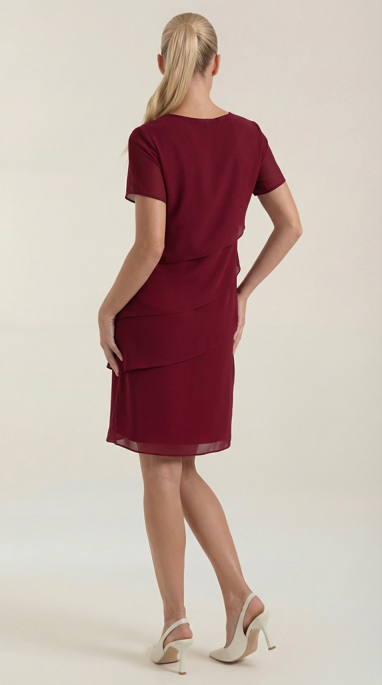 Vestido Corto con Volantes Meghan